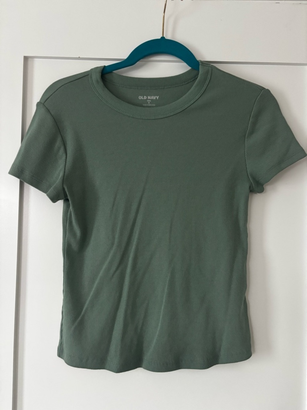 Old Navy Ribbed Tee Set of 3 Size M | Green, Grey, Black | NWT + Like New